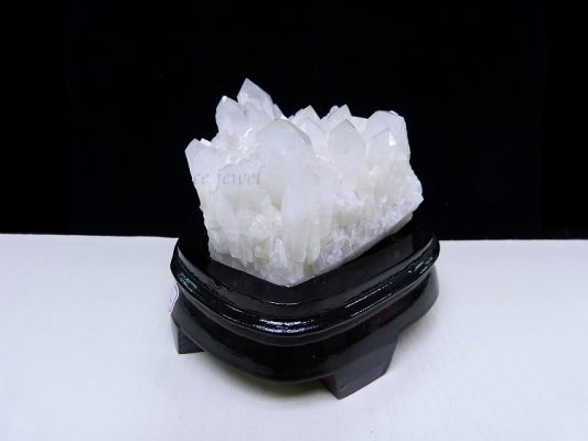 白水晶簇 crystal